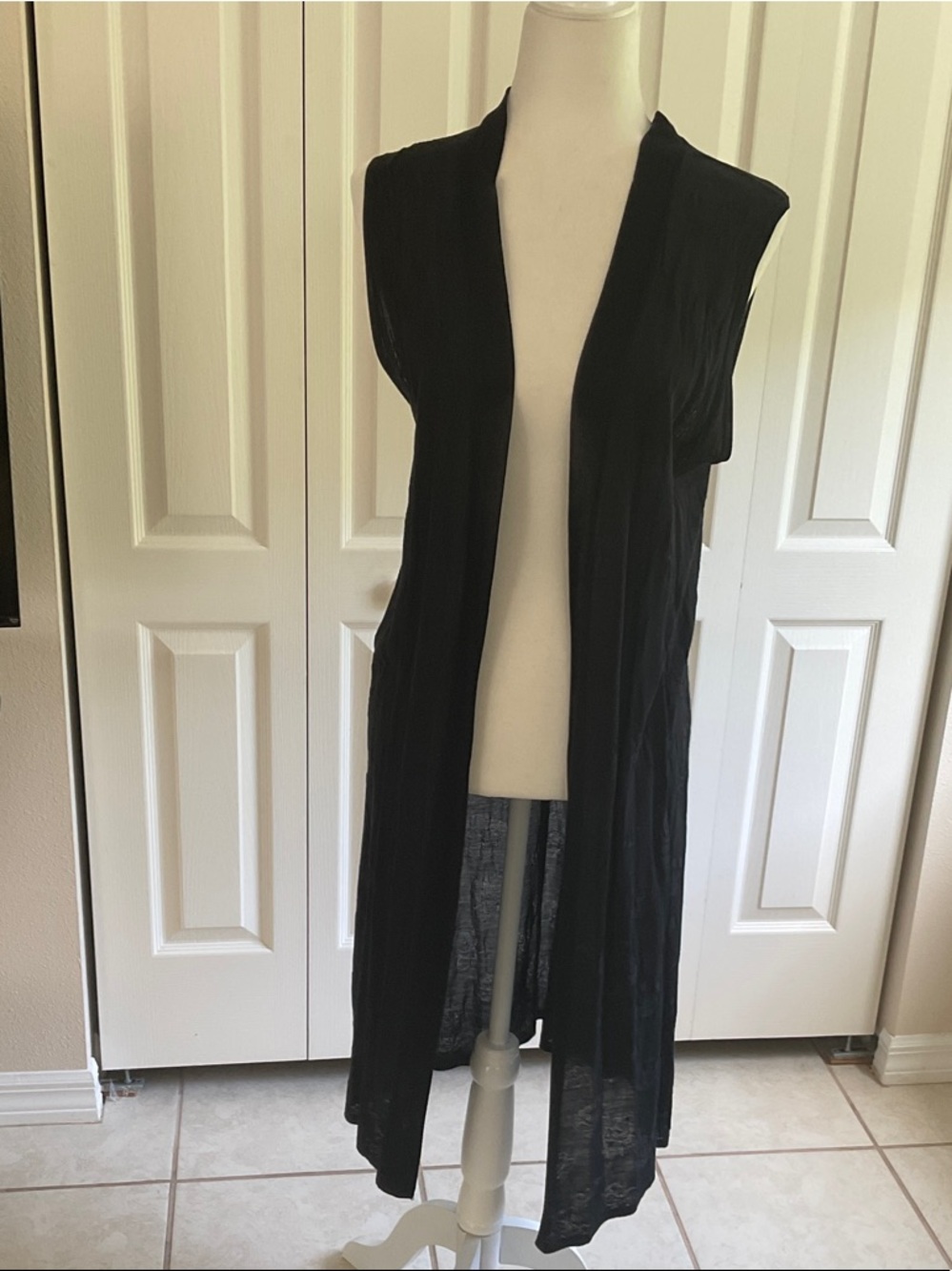 Magaschoni Black Sleeveless Open Front Duster Vest